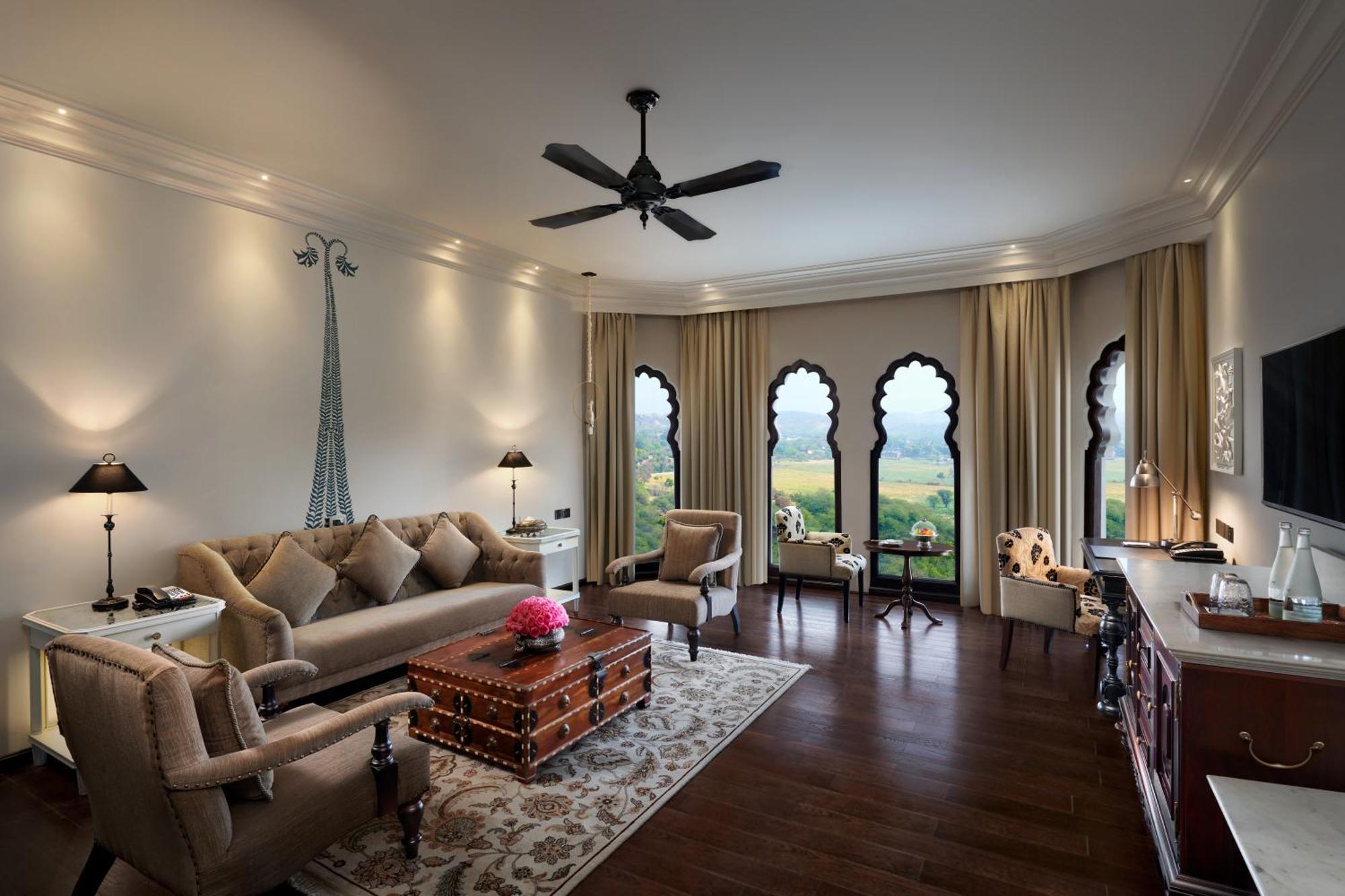 페어몬트 자이푸르 호텔 외부 사진 A suite at The Oberoi Agra
